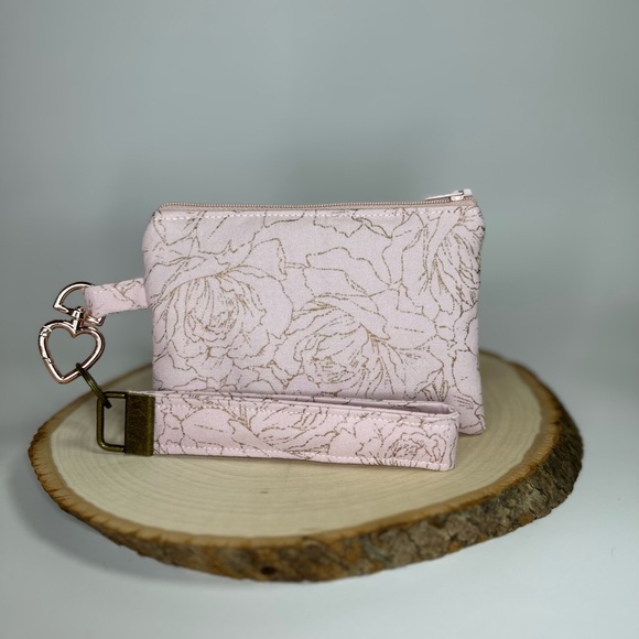 Pink and Gold Handmade Zipper Pouch Wristlet - Picture 4 of 5